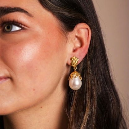 Geometric Pearl Earrings product view 2