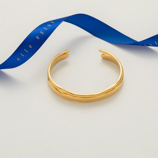 Ondine Wavy Cuff product view 1