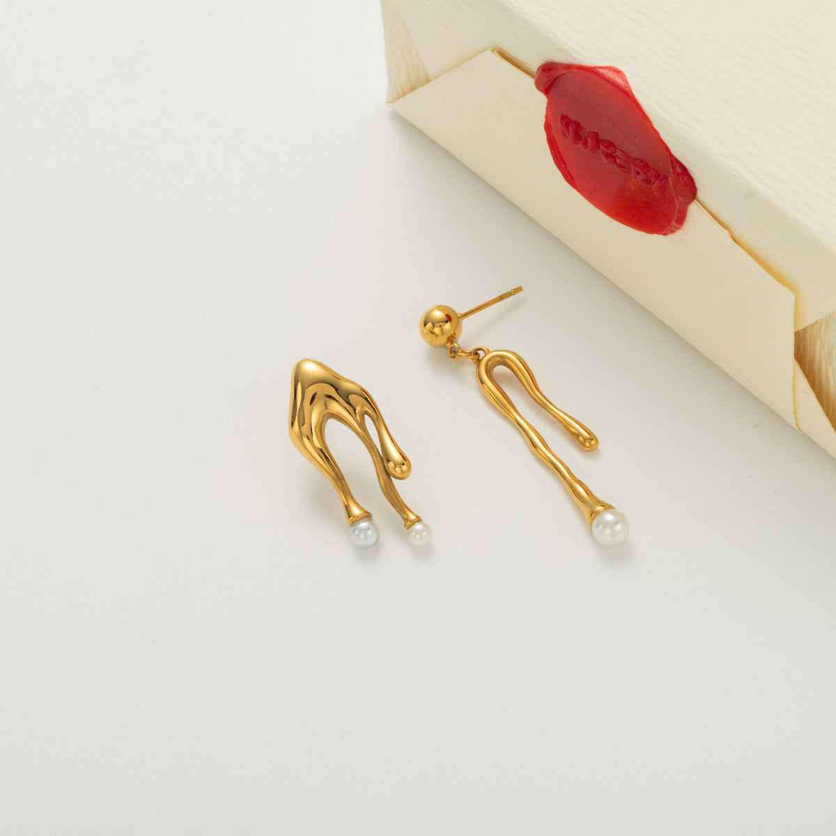 Golden Reef Stone Earrings product view 1